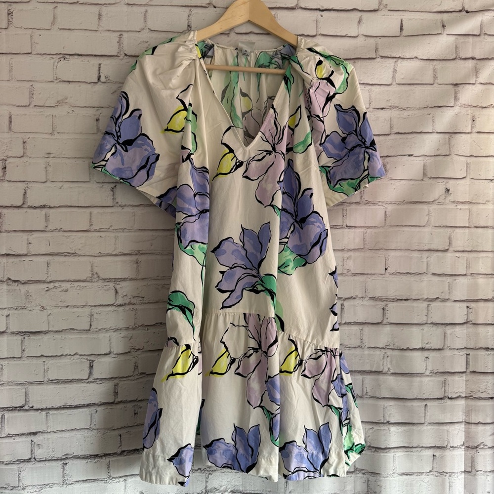 A New‎ Day White Floral Mini Dress